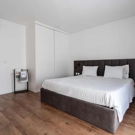 Nyaraló Ermal Terrace *