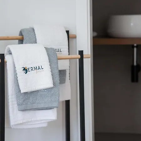 Semesterbostad Ermal Terrace