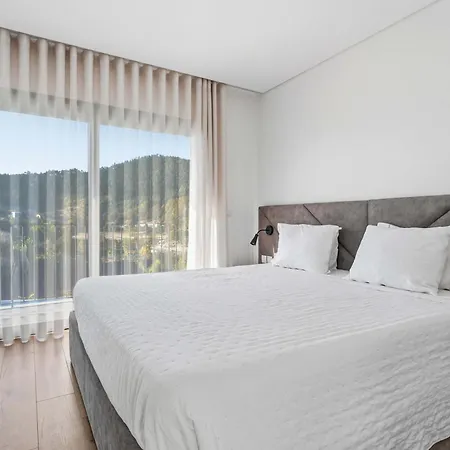 Ermal Terrace Semesterbostad